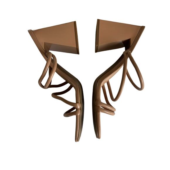 Abound Women's Austyn Tubular Strappy Block
Heel Beige Platform Sandals Size 11 - Picture 3 of 7